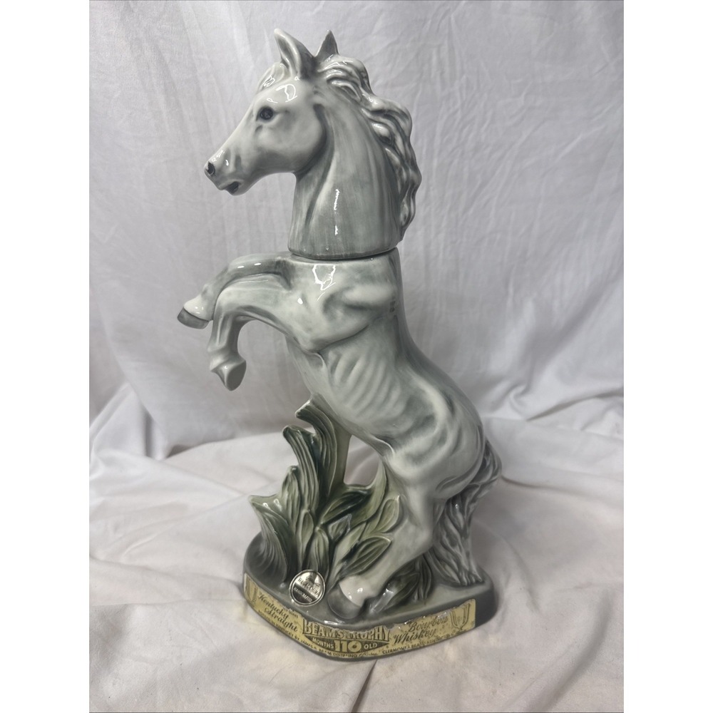 Vintage Jim Beam Trophy Horse Decanter Kentucky Straight Bourbon 1962 Bar Liquor